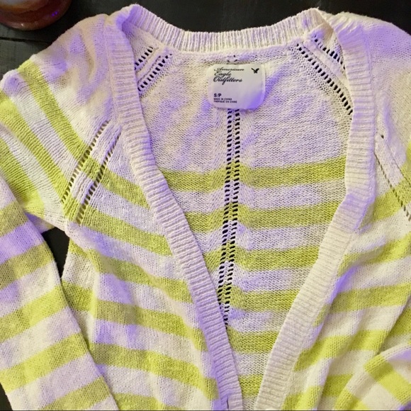 [AEO] small classic cardigan - Picture 2 of 4